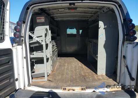 2008 Chevrolet Express Work Van z USA, uszkodzony, nr VIN 1GCHG35K381196466